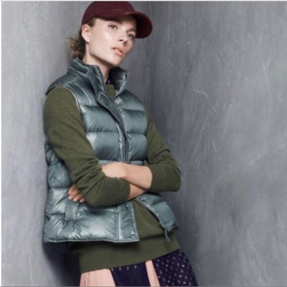 J. Crew Shiny Green Down Puffer Vest in SMALL
